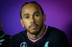 开云体育-南美球员参加国际慈善比赛，传播爱心