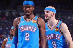 开云体育-球队连续胜出，冲刺总冠军荣誉