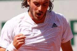 开云体育-英国网球队血洗美国网球队，西西帕斯高光表现的简单介绍