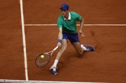 开云体育app-澳网横扫法网，辛纳点燃赛场