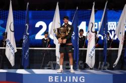 开云平台-世界网球队翻盘英国网球队，阿尔卡拉斯打破历史纪录的简单介绍