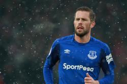 开云足球直播-绿茵场与硬木地板的交响，当西甲德比遇见骑士猛龙之战