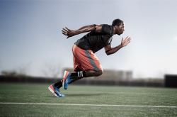 开云下载-灰熊强压湖人，克莱成为关键先生，一记三分改写西部格局