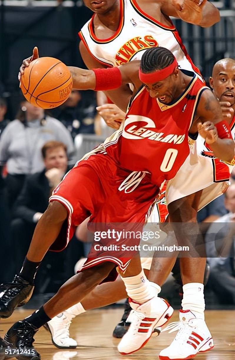 新秀球员逐渐适应NBA节奏 新秀球员逐渐适应NBA节奏