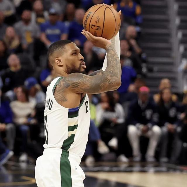 雷霆爆冷雄鹿,麦科勒姆惊艳世界的简单介绍 雷霆爆冷雄鹿,麦科勒姆惊艳世界的简单介绍