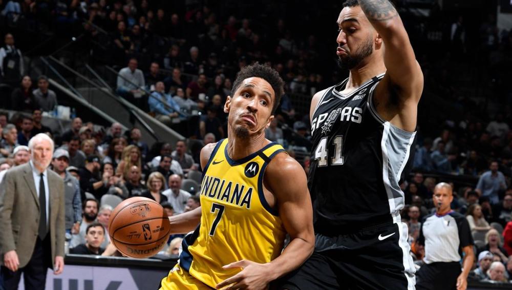 雷霆爆冷雄鹿,麦科勒姆惊艳世界的简单介绍 雷霆爆冷雄鹿,麦科勒姆惊艳世界的简单介绍