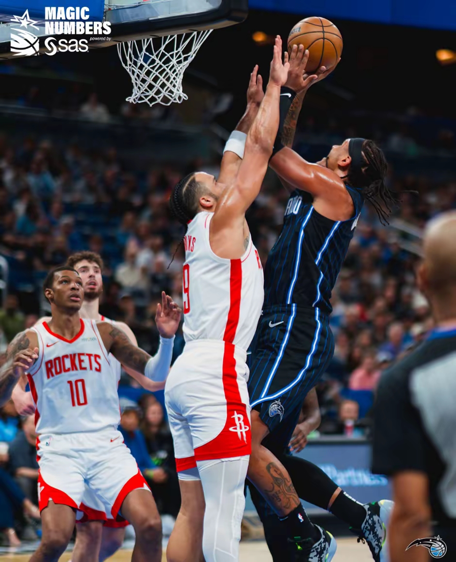 火箭逆转猛龙，戈贝尔带队取胜