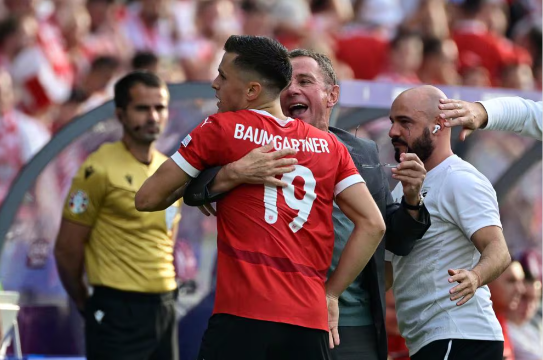 波兰国家队主场大胜,锁定欧洲杯强 波兰国家队主场大胜,锁定欧洲杯强