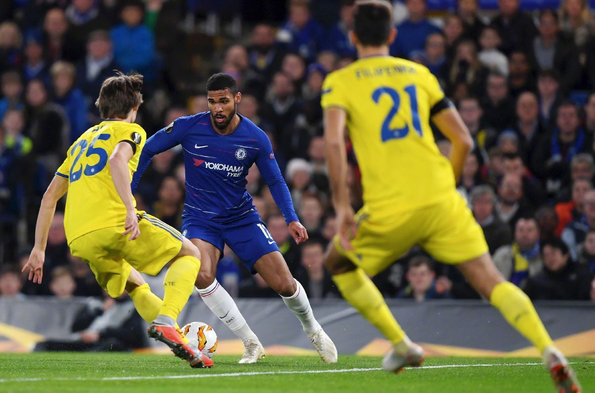 包含瓦朗谢纳客场战胜对手，连续取得两连胜的词条