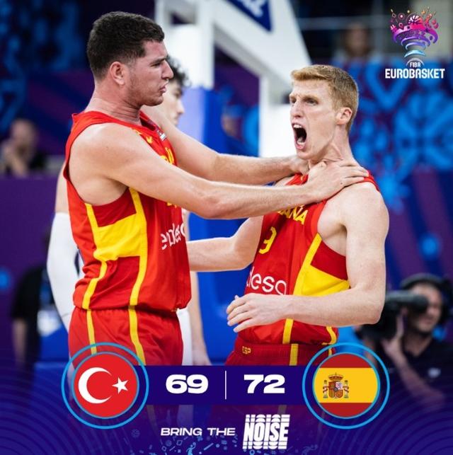 包含意大利战平瑞士，取得欧锦赛小组头名的词条