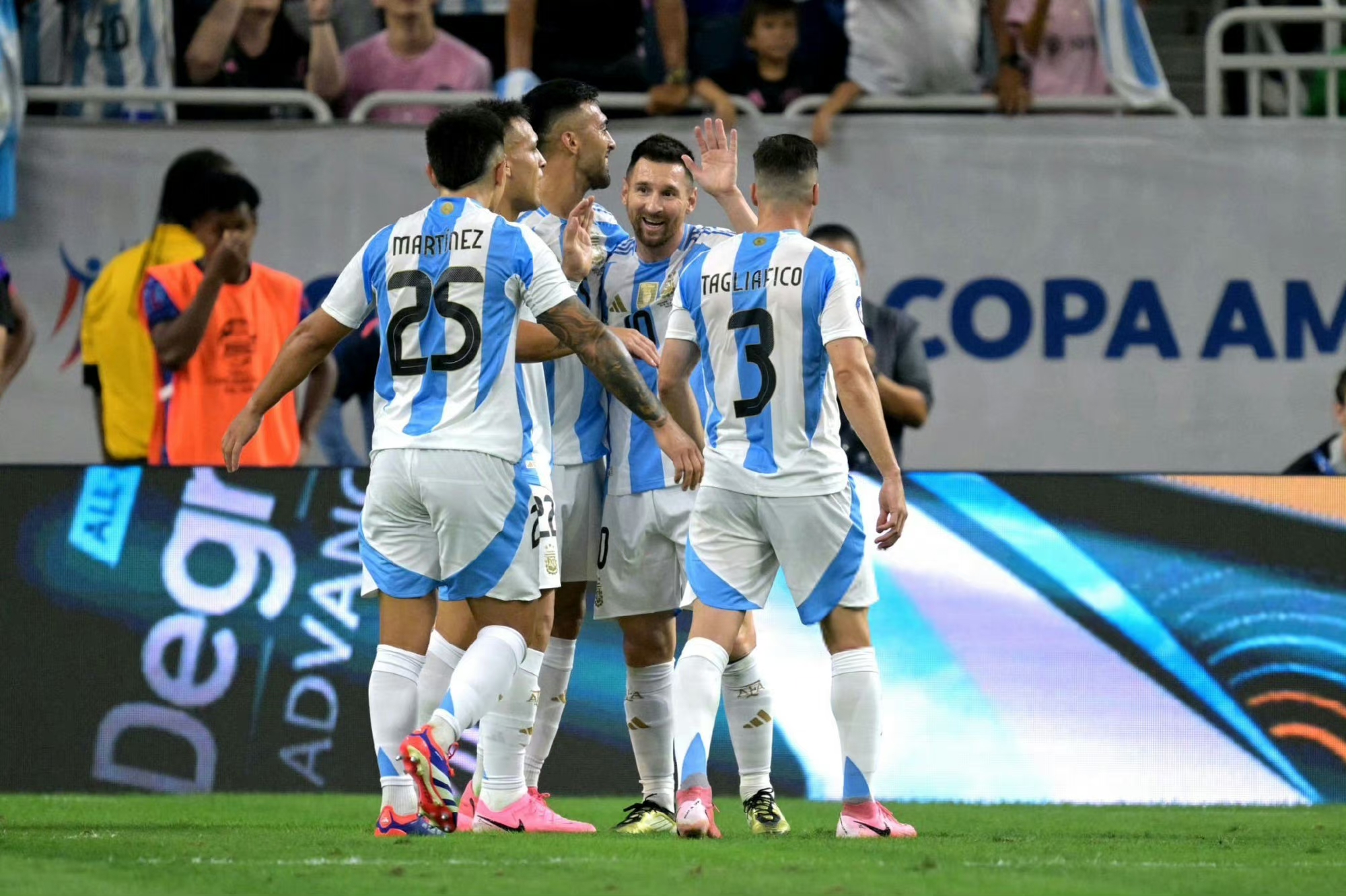 关于阿根廷绝地反击西班牙，罗德里戈制霸全场的信息