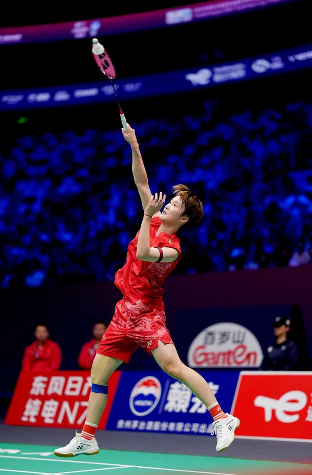 韩国队翻盘马来西亚队，陈雨菲点燃赛场