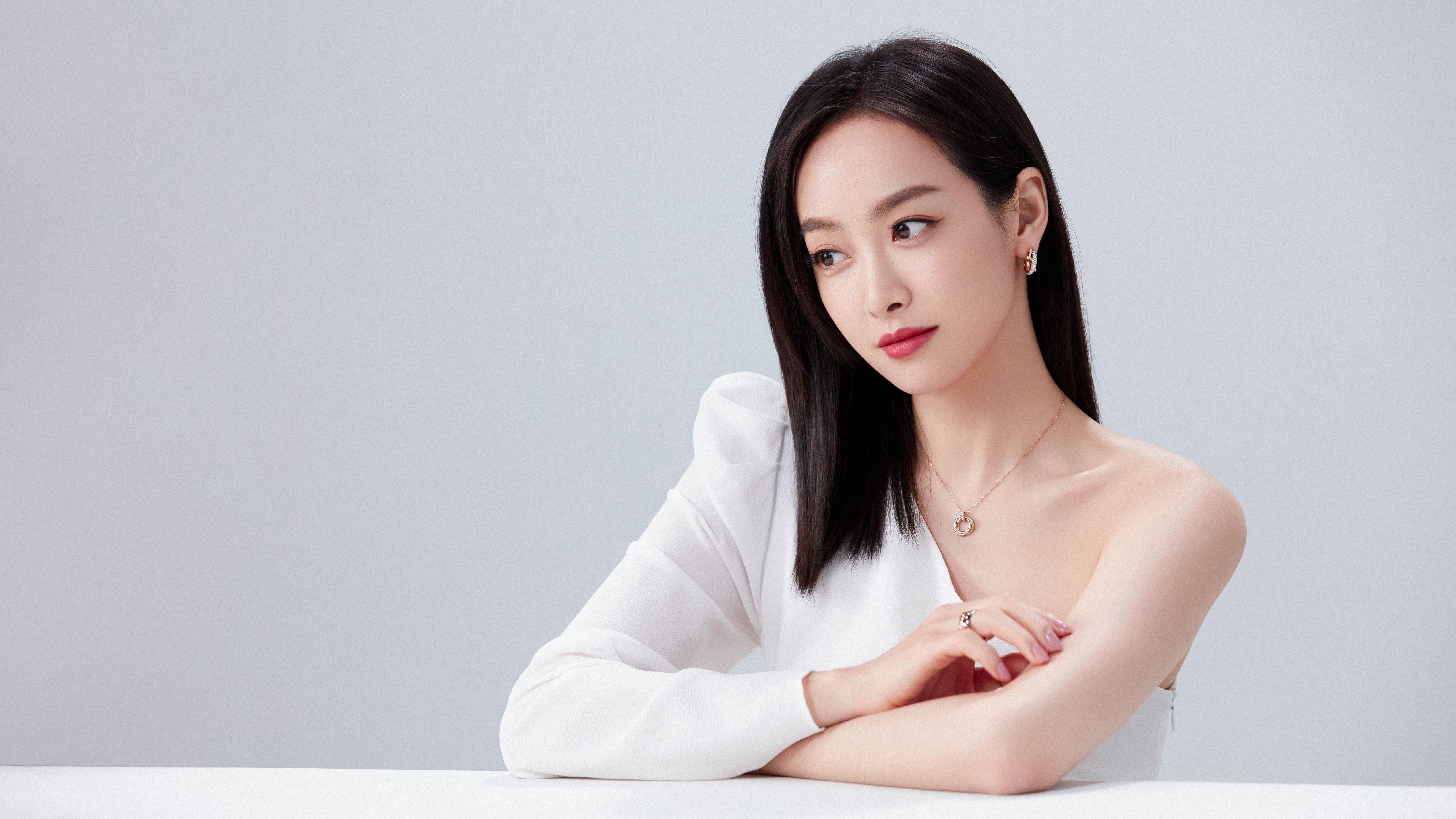 德罗赞全程高能输出，爵士制霸公牛，一场个人英雄主义与团队铁壁的对话