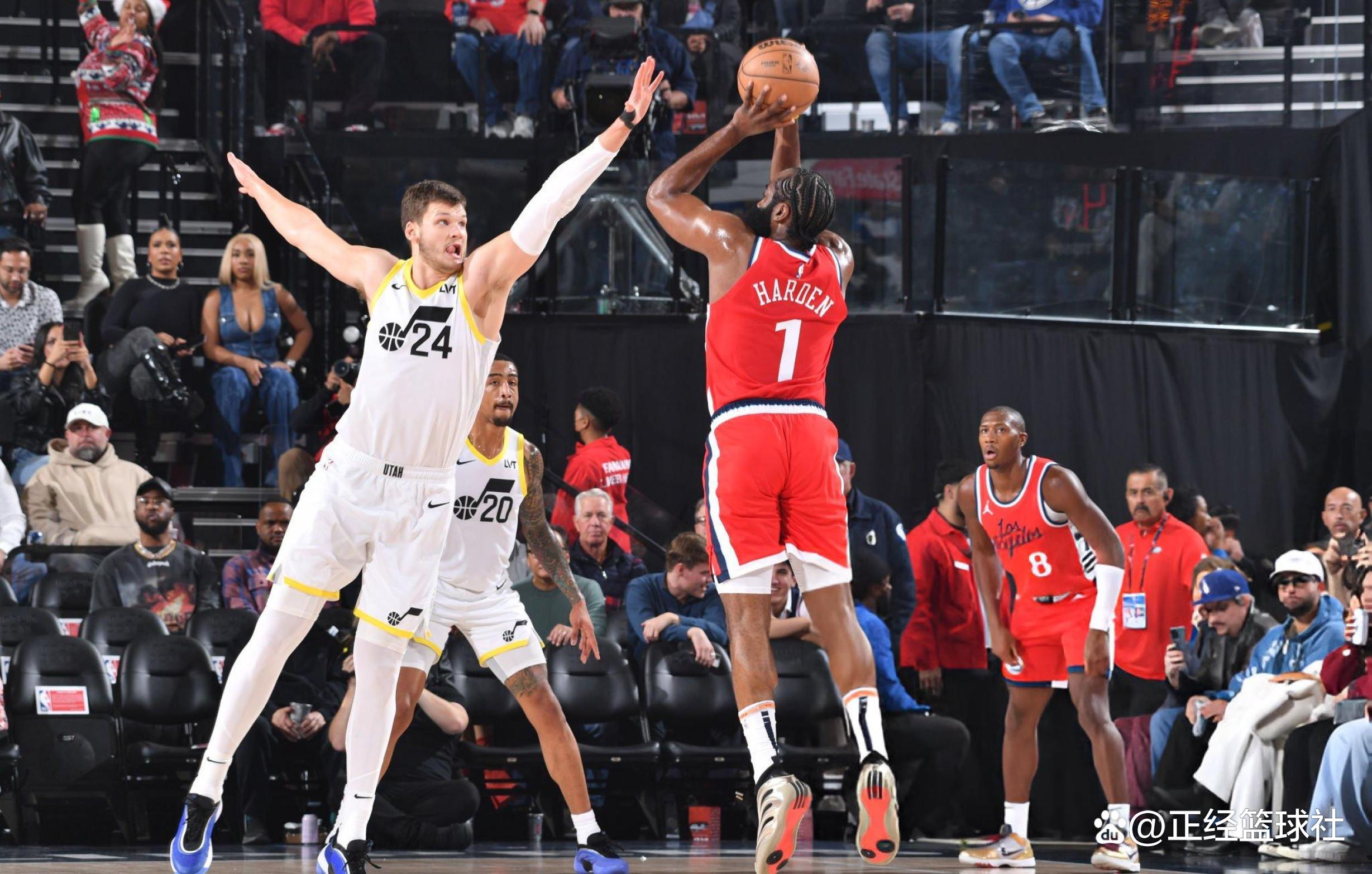 爵士轻取快船，东契奇点燃赛场的简单介绍