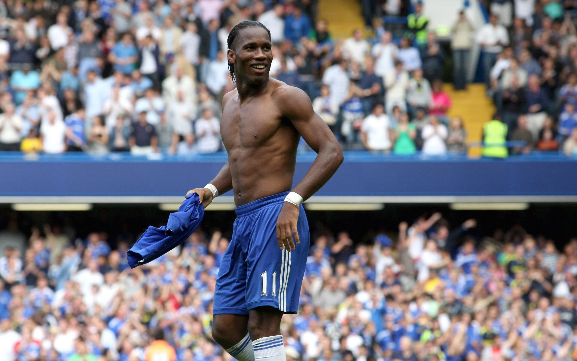 西甲国家德比之夜，孔德数据全面爆炸，定义新时代后卫标杆